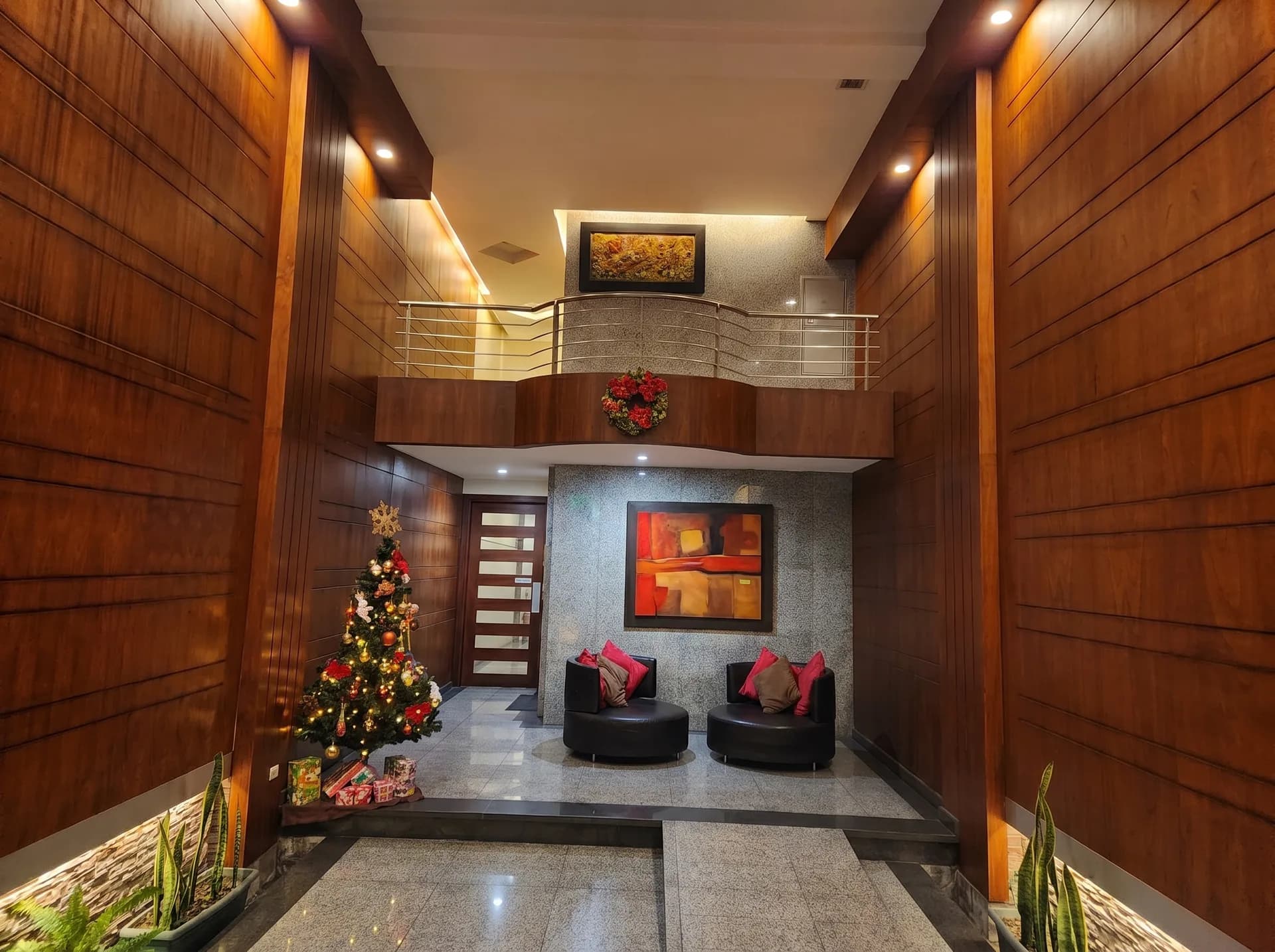 Gallery 18